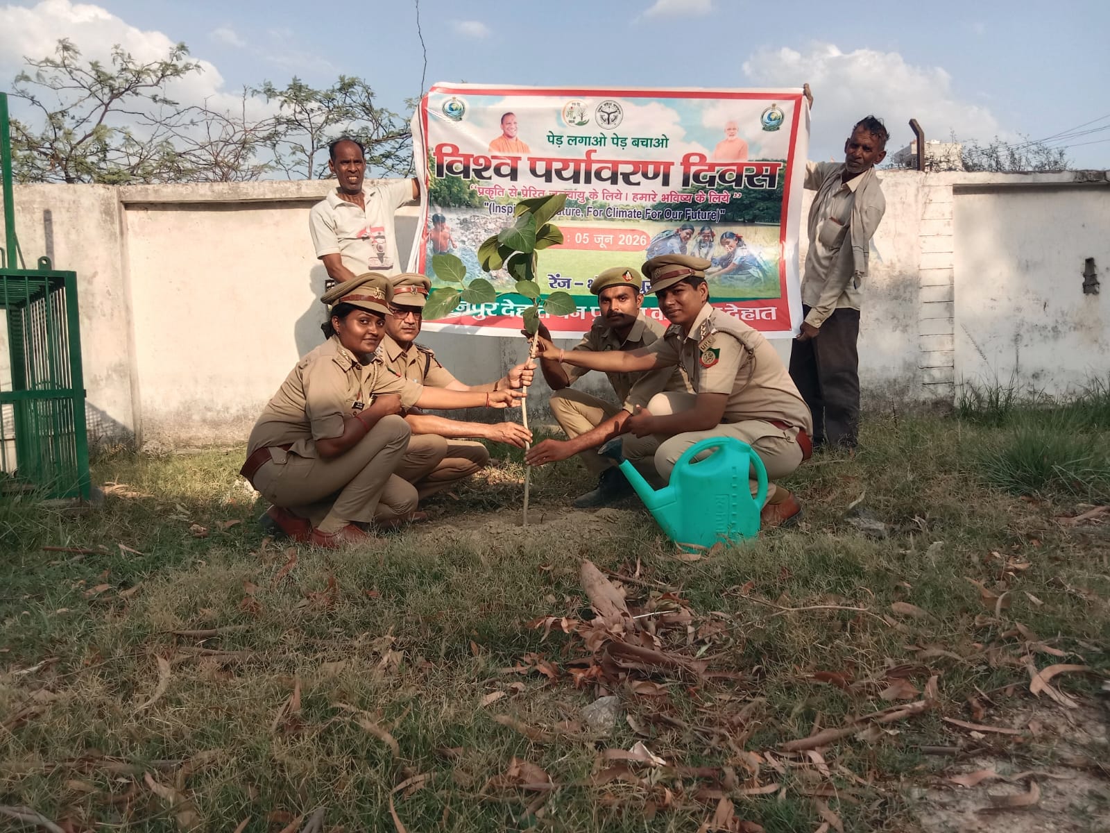 पर्यावरण दिवस के मौके पर एक पेड़ मां के नाम के साथ हुआ वृक्षारोपण